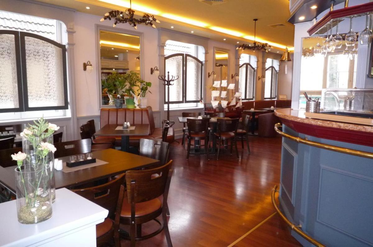 Doppelzimmer Lunch, Direkt Am Alten Strom Ρόστοκ Εξωτερικό φωτογραφία